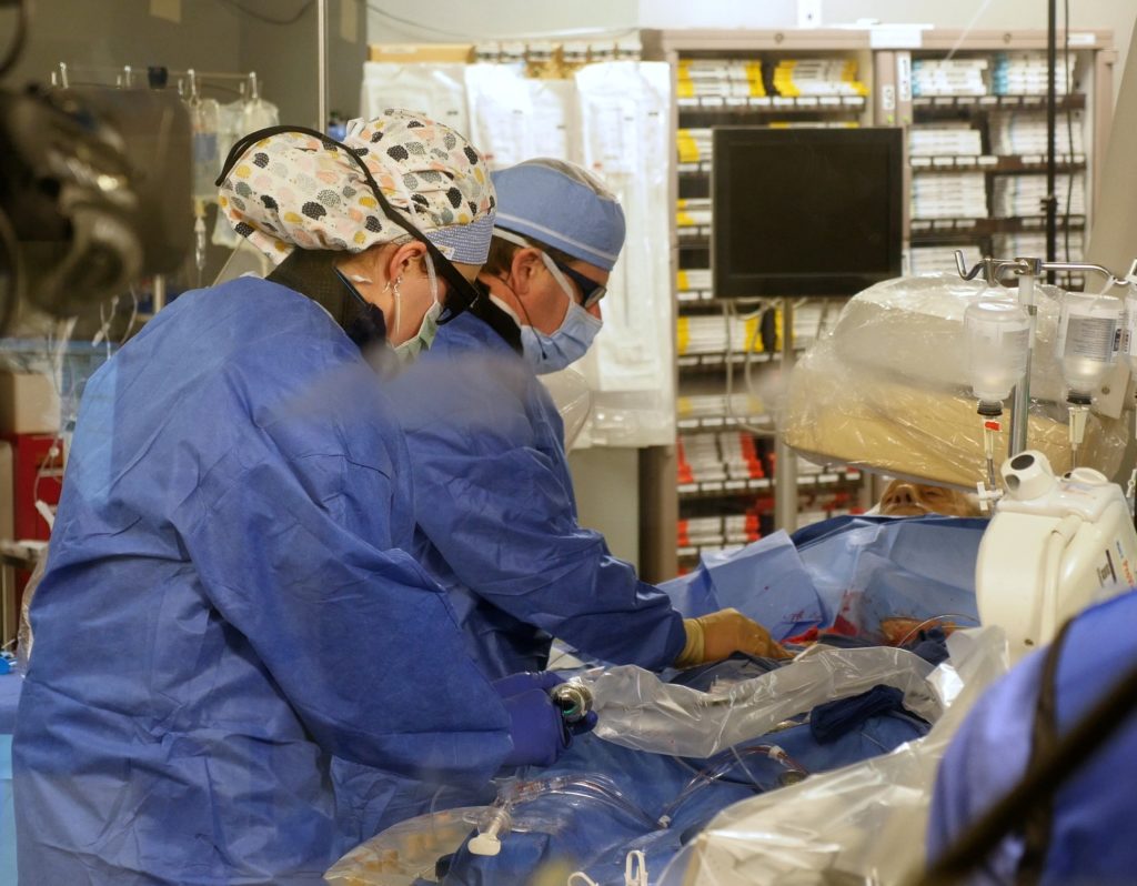 Dr. Chris Metzger transmitting a vascular case live for LINC