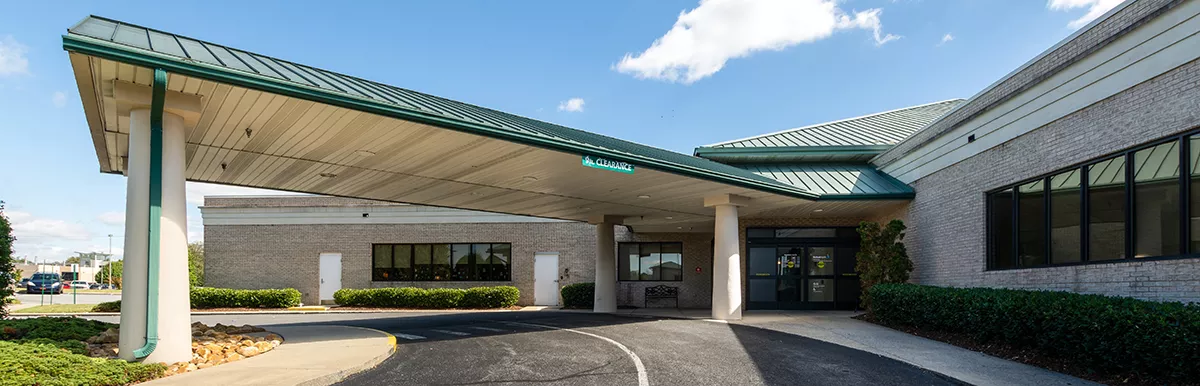 Cancer center Johnson City entrance photo