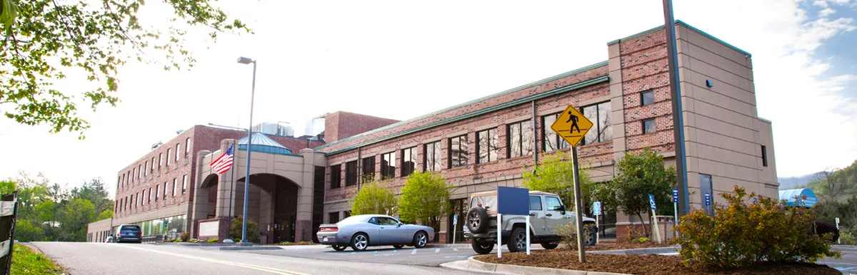 Russell County Hospital exterior facility photo