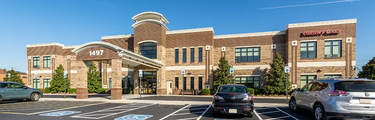 photo: exterior of Ballad Health Medical Associates office building on Sycamore Shoals campus